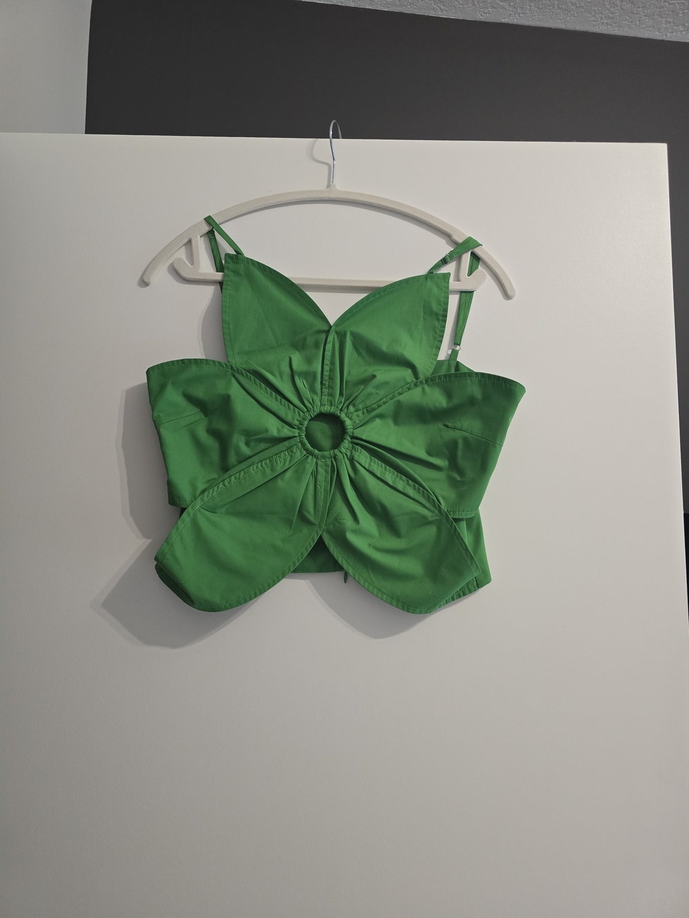 Green Floral Ring-Detail Crop Top - Women's